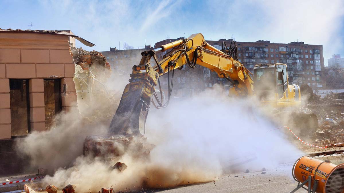 How to Reduce Dust Pollution During Construction